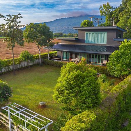 Barn House Pet Friendly Villa Pong Talong Bagian luar foto